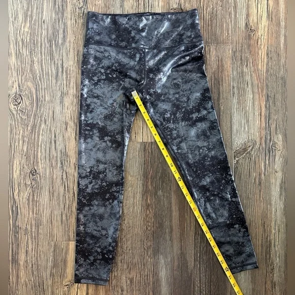 Athleta Elation Misty Lace Tight Legging Med Ultra High Rise Black Gray Metallic - Picture 5 of 12